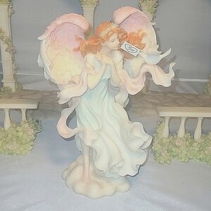 Seraphim Classics 2001 Thank You Angel Porcelain Figurine